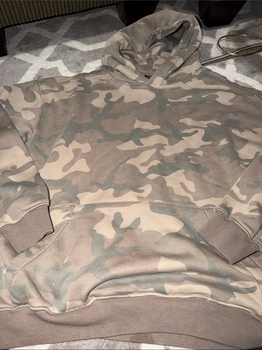 Cotton On Men’s XL camo hoodie boxy for / NEW